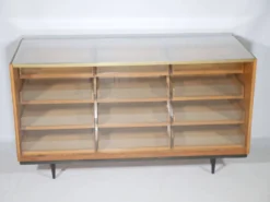 Vitrine, comptoir de magasin en teck, années 1950