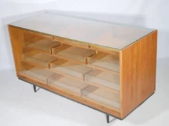 Vitrine, comptoir de magasin en teck, années 1950
