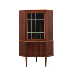 Vitrine d'angle, placage en bois de rose, Danemark années 1970