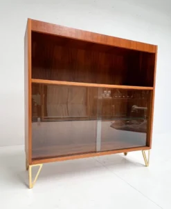 Vitrine danoise de 101 cm de haut, années 1970