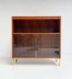 Vitrine danoise de 101 cm de haut, années 1970