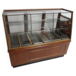 Vitrine de boulangerie vintage