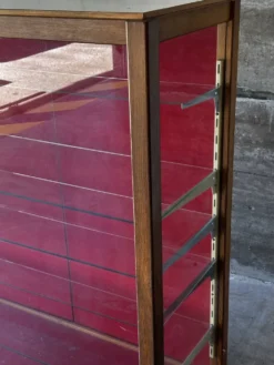 Vitrine de commerce ancienne, années 1930