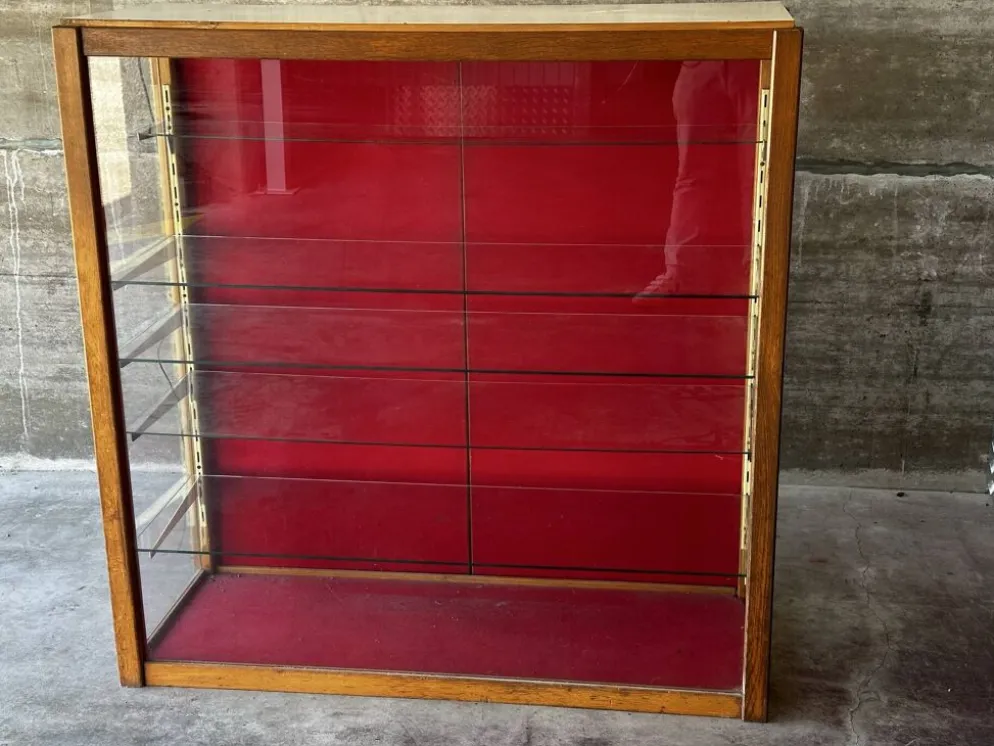 Vitrine de commerce ancienne, années 1930