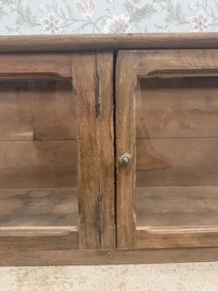 Vitrine de magasin ancienne en chêne (rénovée)