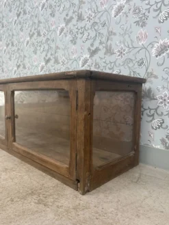 Vitrine de magasin ancienne en chêne (rénovée)