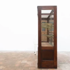 Vitrine de magasin en bois, verre et laiton – début du XXe siècle