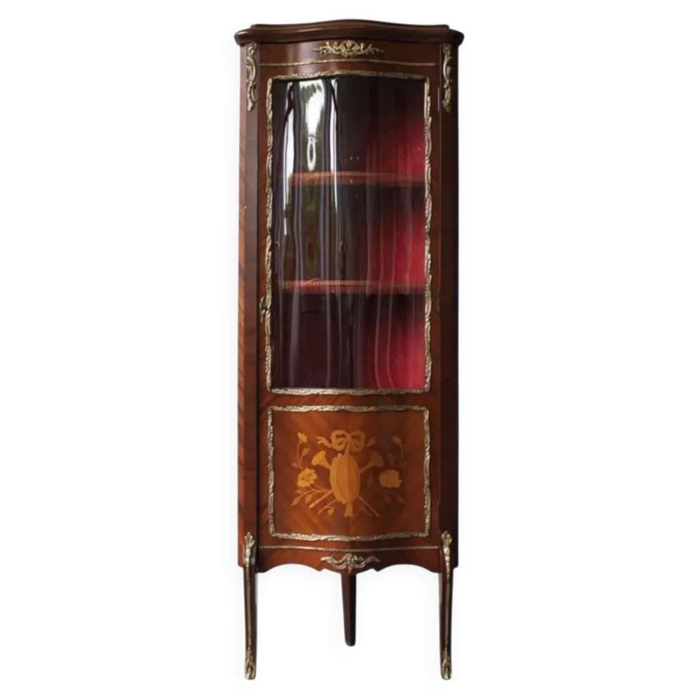 Vitrine d'encoignure de style Louis XVI en acajou et marqueterie.