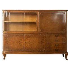 Vitrine des années 1950