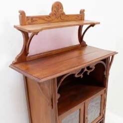 Vitrine de style Art Nouveau, début XXe siècle