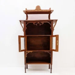 Vitrine de style Art Nouveau, début XXe siècle