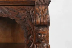 Vitrine de style baroque en chêne, Belgique, années 1950