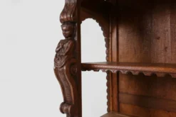 Vitrine de style baroque en chêne, Belgique, années 1950