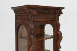 Vitrine de style baroque en chêne, Belgique, années 1950