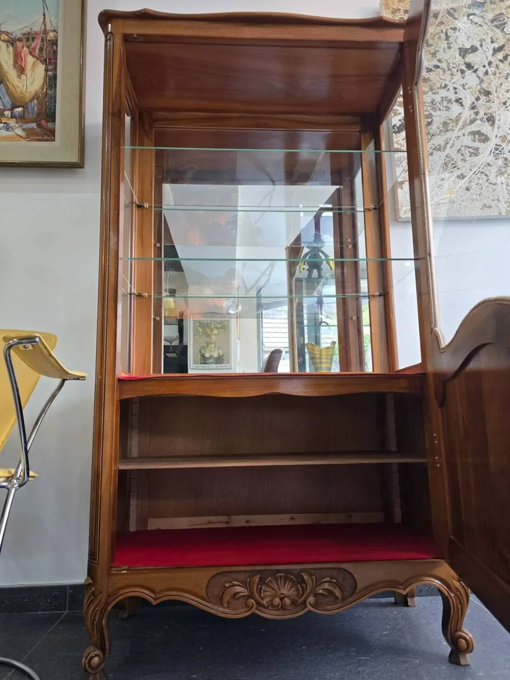Vitrine de style Louis XV en merisier – Fabrication française UNIFA