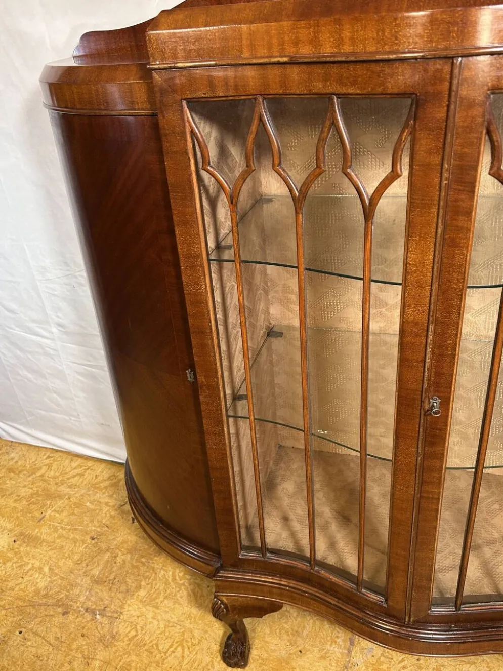 Vitrine de style victorien tardif/édouardien (1880-1900) Un véritable bijou