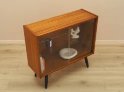 Vitrine en acajou avec façade en verre, Danemark, années 1970