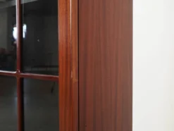 Vitrine en acajou, design danois, années 1970, fabriquée au Danemark