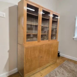 Vitrine en bois vintage XL / buffet / unité murale