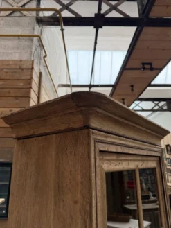 Vitrine en chêne début XXème