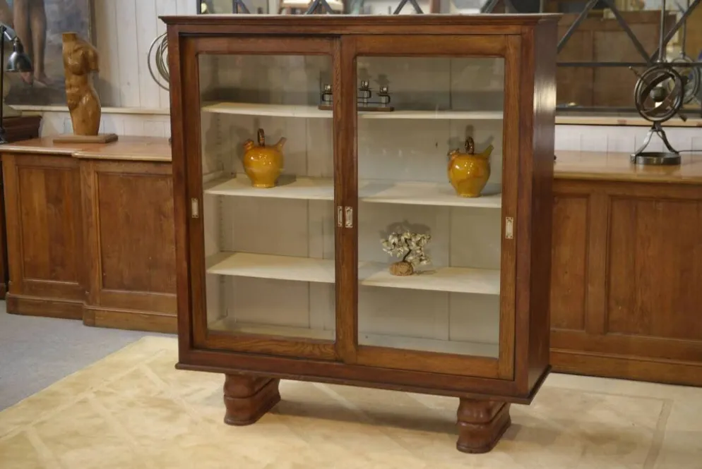 Vitrine en chêne des années 1940
