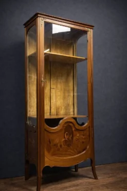 Vitrine en marqueterie – époque Art Nouveau / Bois précieux - Majorelle - G