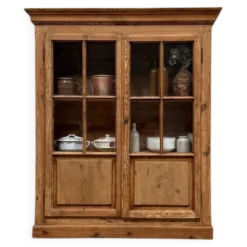 Vitrine en pin (rénovée)