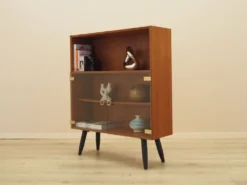 Vitrine en teck avec portes en verre, Danemark, années 1970