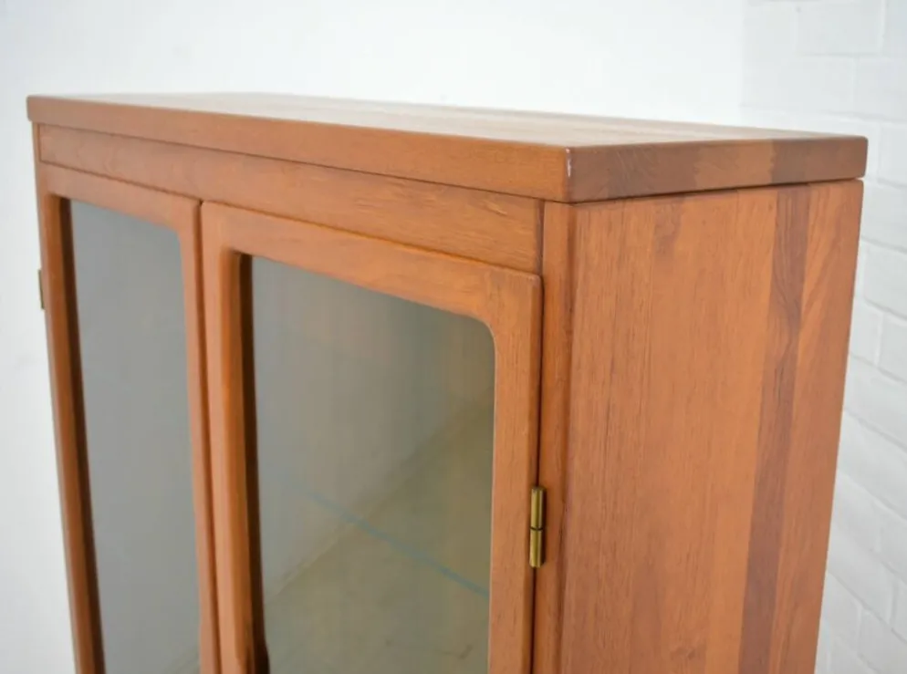 Vitrine en teck massif danois des années 1960, vintage scandinave