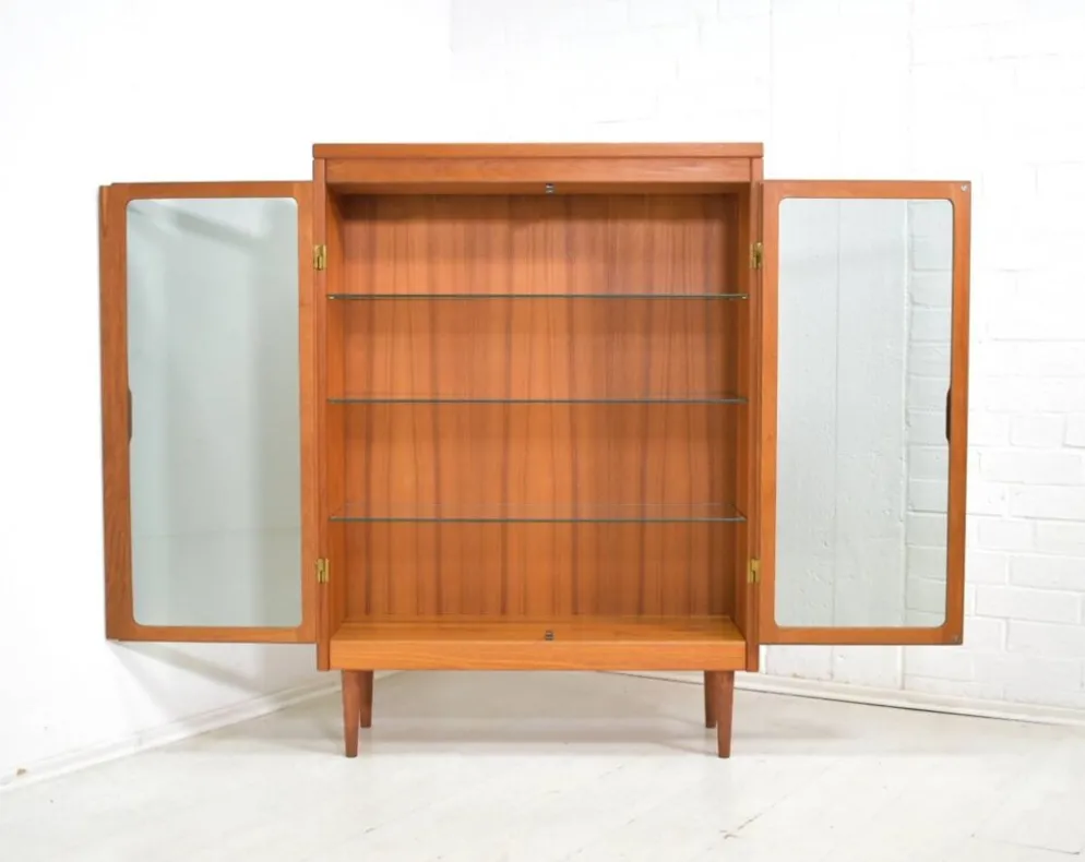 Vitrine en teck massif danois des années 1960, vintage scandinave