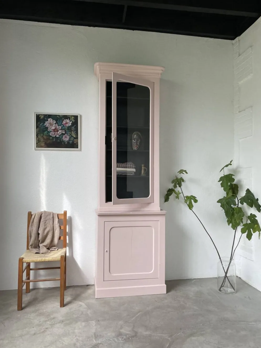 Vitrine haute rose poudrée