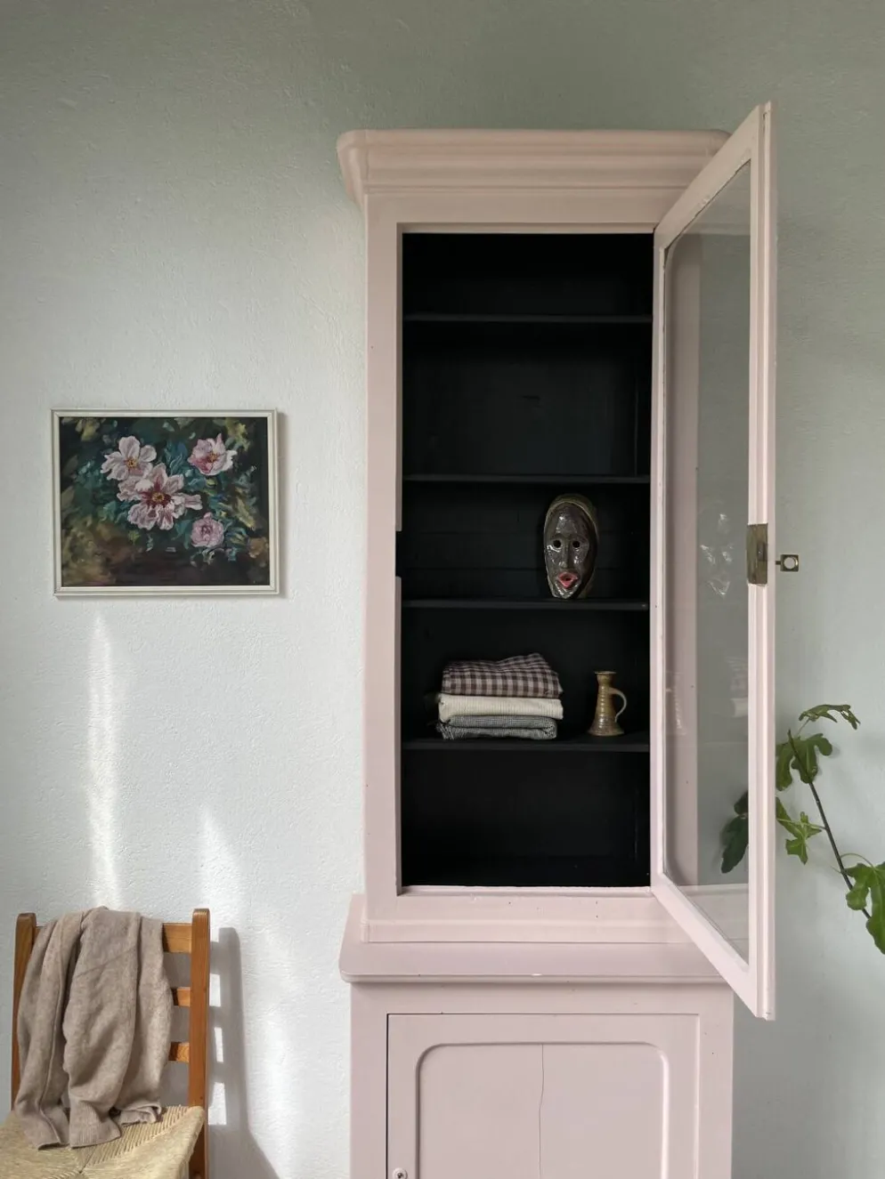 Vitrine haute rose poudrée