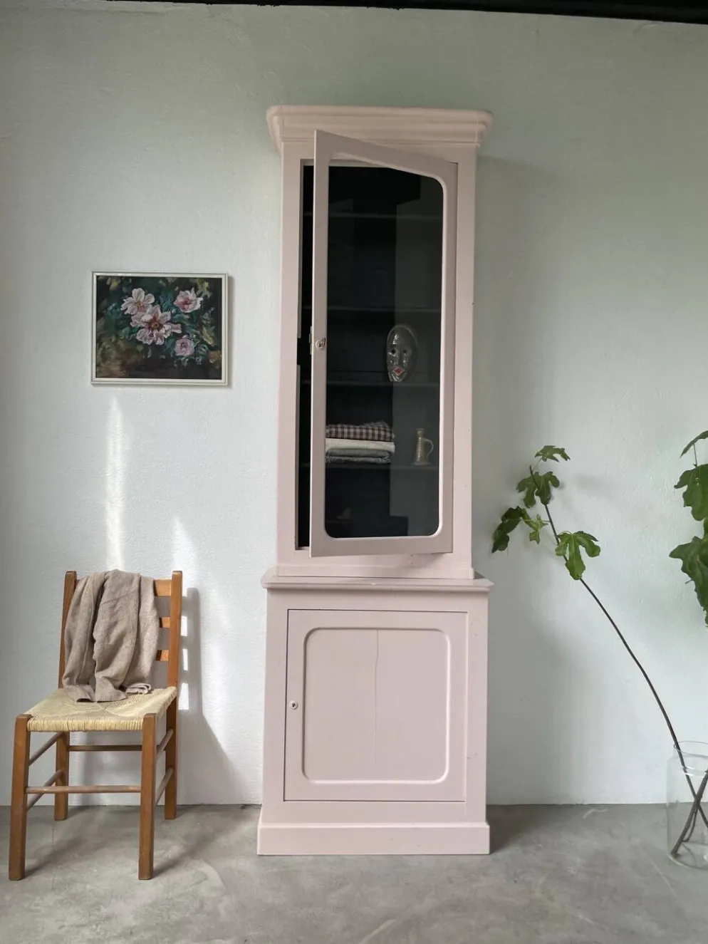Vitrine haute rose poudrée