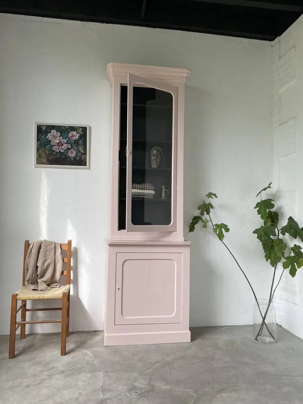 Vitrine haute rose poudrée