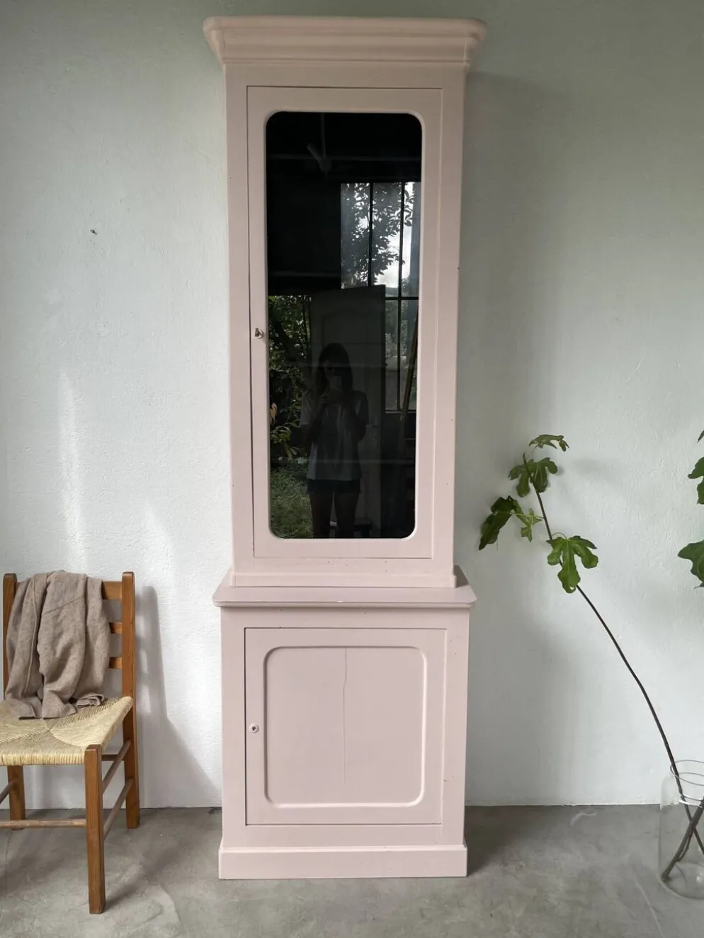 Vitrine haute rose poudrée