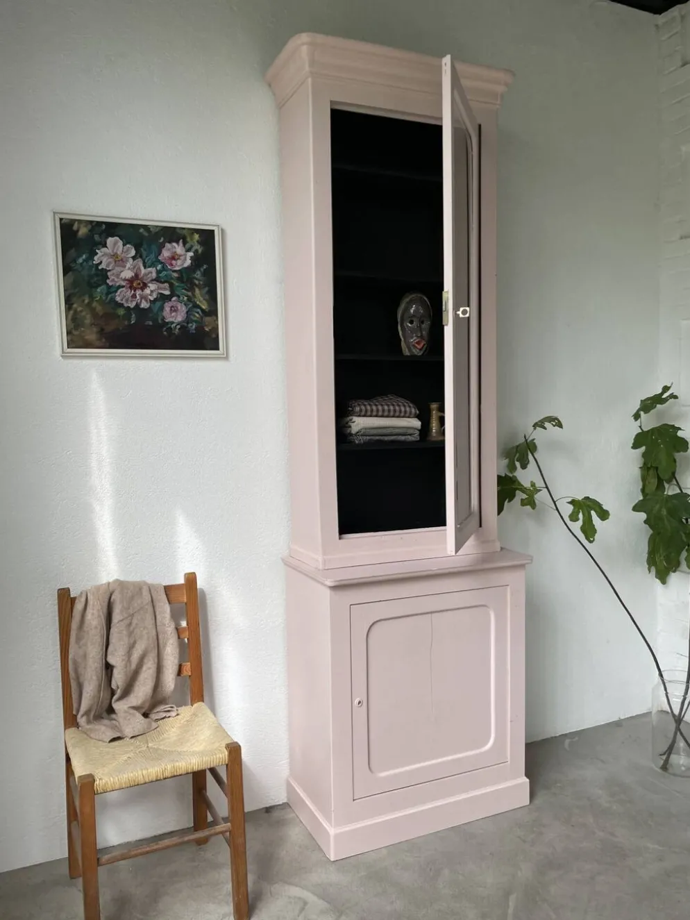 Vitrine haute rose poudrée