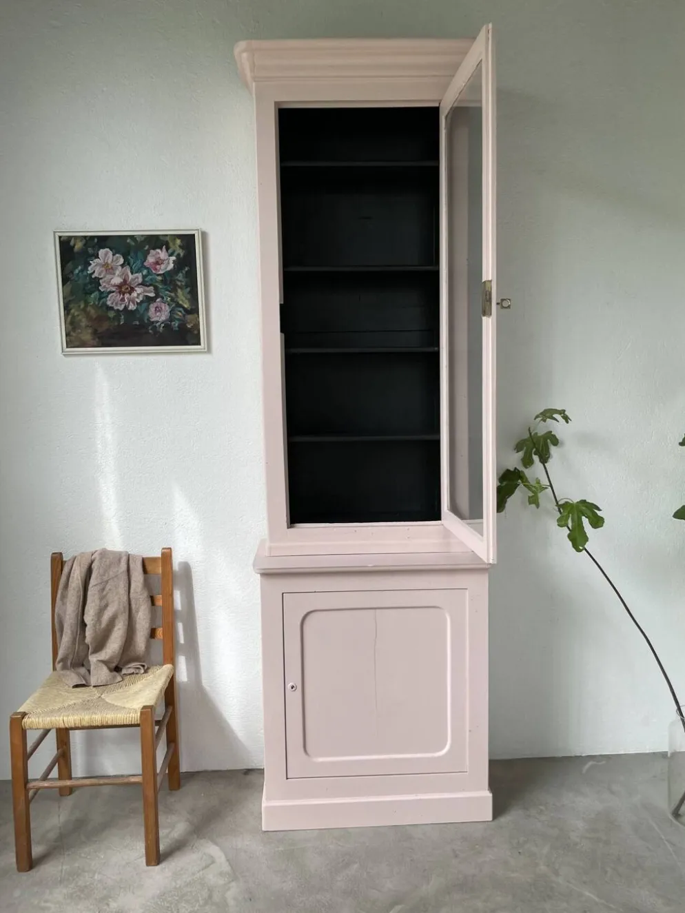 Vitrine haute rose poudrée
