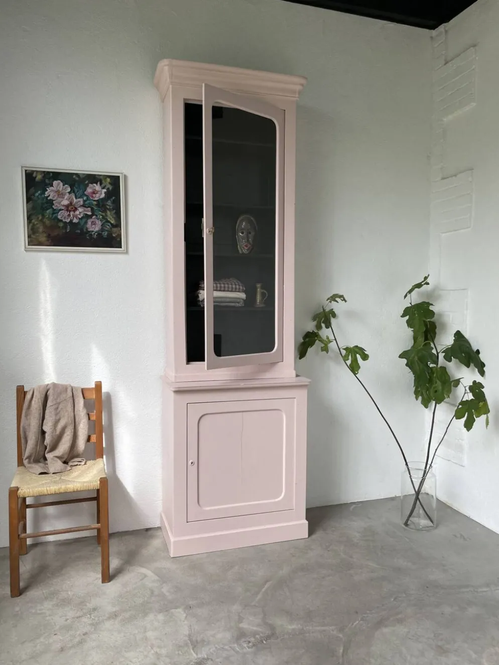 Vitrine haute rose poudrée