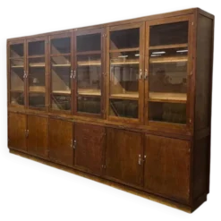Vitrine industrielle XL vintage haute / armoire de laboratoire / armoire