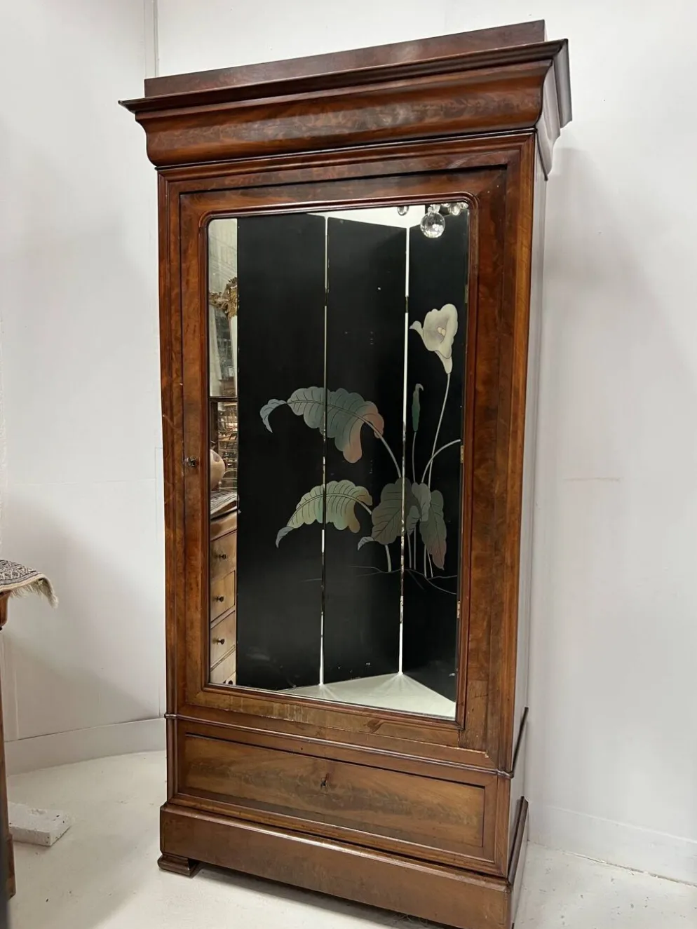 Vitrine Louis Philippe en acajou et placage d'acajou, XIX siècle