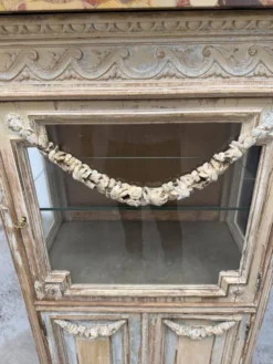 Vitrine Louis XVI début XXème