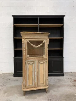 Vitrine Louis XVI début XXème