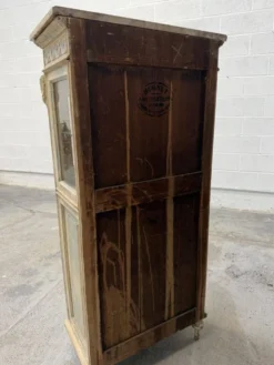 Vitrine Louis XVI début XXème