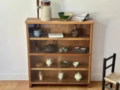 Vitrine moderniste en chêne - années 50-60