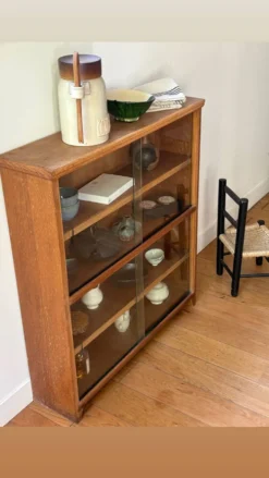 Vitrine moderniste en chêne - années 50-60