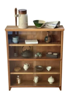 Vitrine moderniste en chêne - années 50-60
