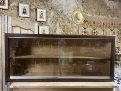 Vitrine murale année 1960