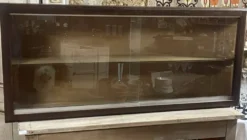 Vitrine murale année 1960