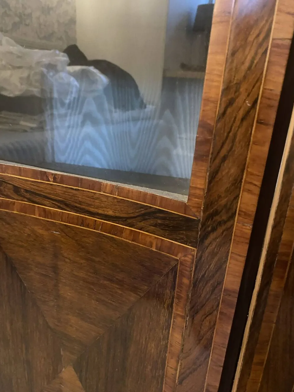 Vitrine Napoleon III de style Louis XV
