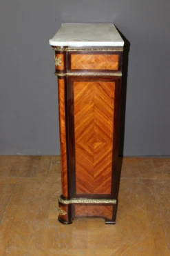Vitrine Napoléon III en Marqueterie vers 1880